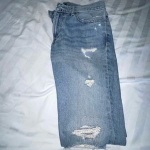 Abercrombie & Fitch Ripped Jeans